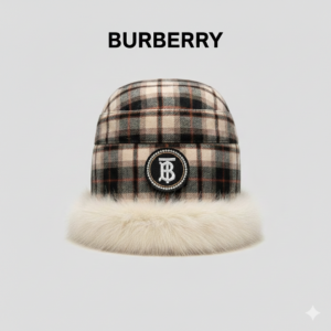 Шапка с мехом Burberry
