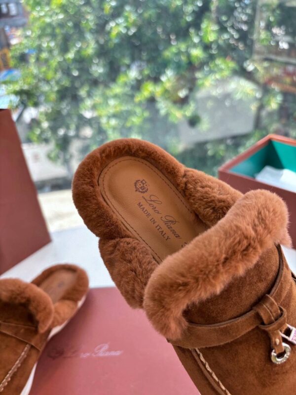 Лоферы без задника с мехом Loro Piana