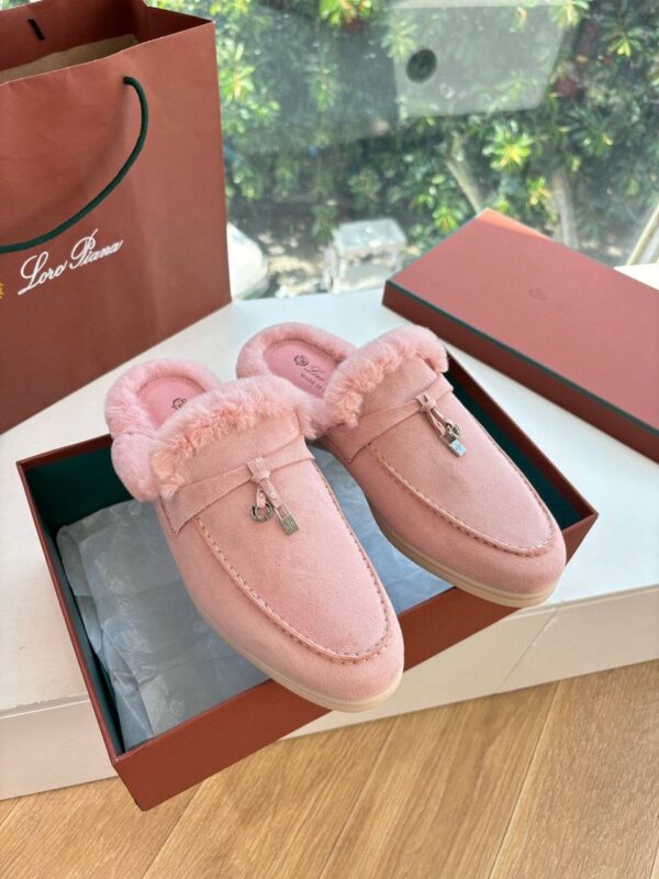 Лоферы без задника с мехом Loro Piana