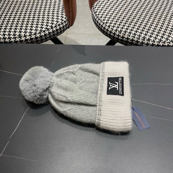 photo_2025-12-23_06-43-56 Шапка шерстяная Louis Vuitton