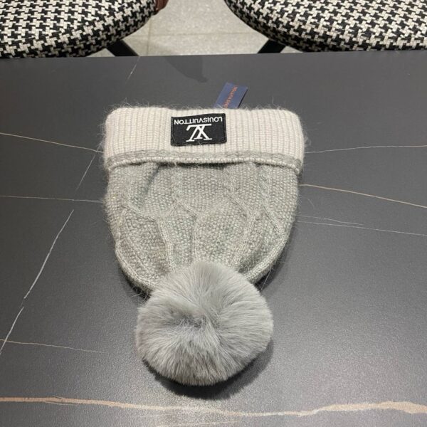 photo_2025-12-23_06-43-59 Шапка шерстяная Louis Vuitton