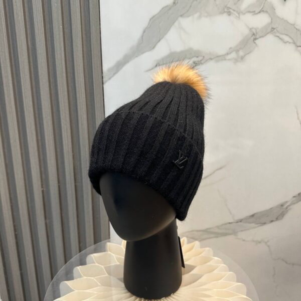 Шапка шерстяная Louis Vuitton