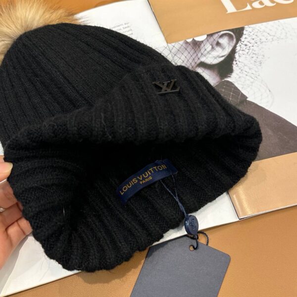 Шапка шерстяная Louis Vuitton