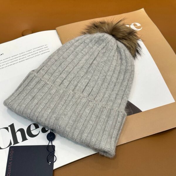 Шапка шерстяная Louis Vuitton