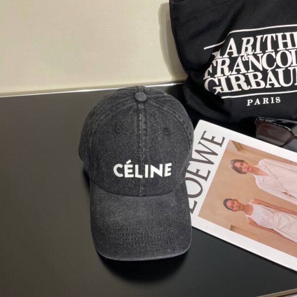 Кепка Celine