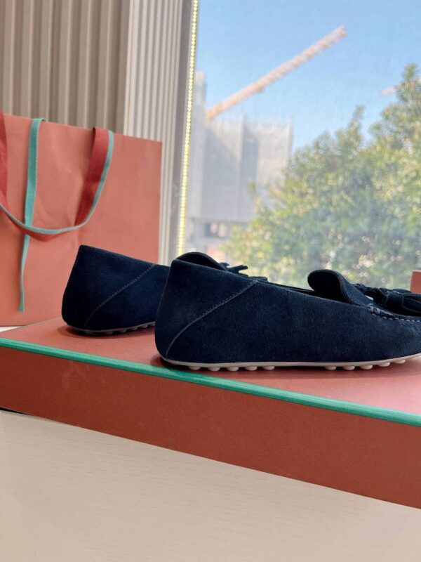 Лоферы замшевые Loro Piana