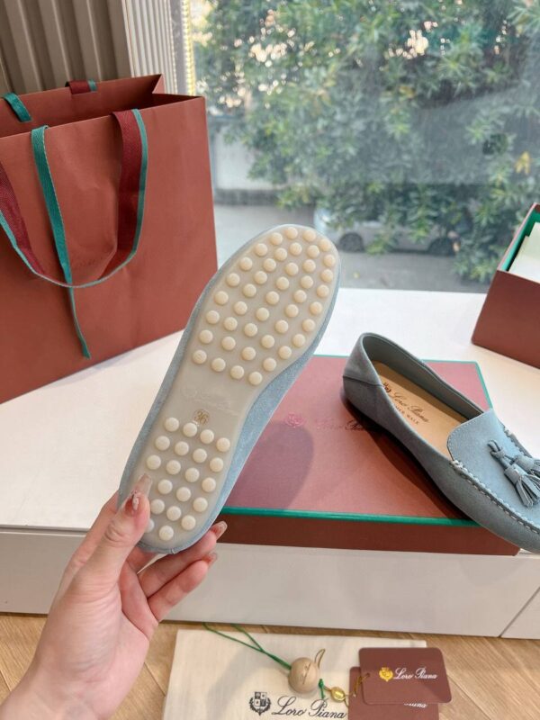 Лоферы замшевые Loro Piana