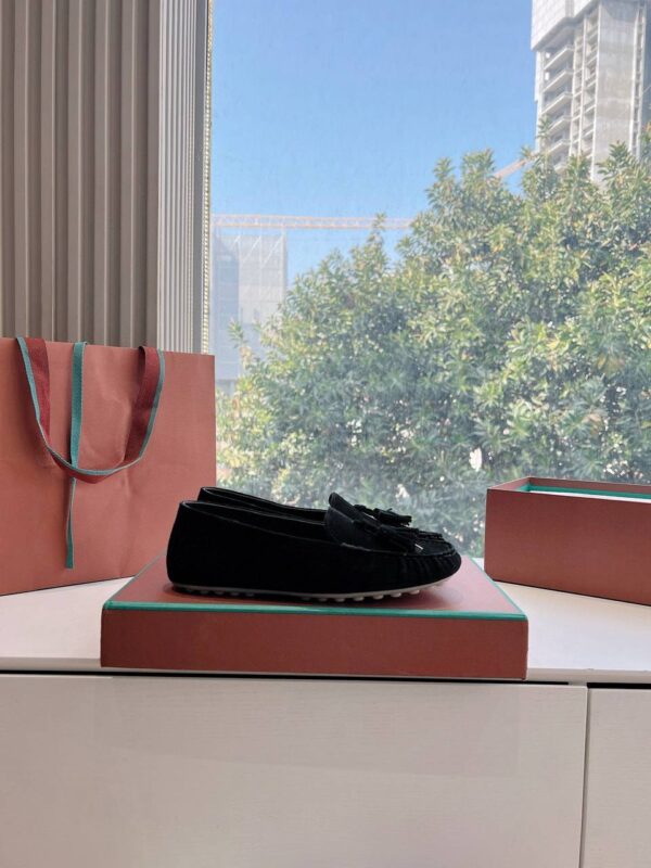 Лоферы замшевые Loro Piana