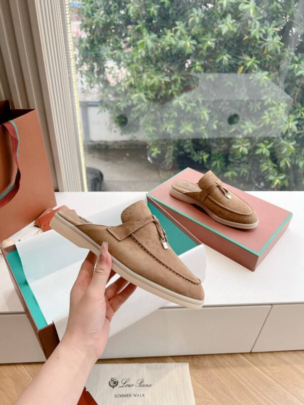 Лоферы-мюли замшевые Loro Piana