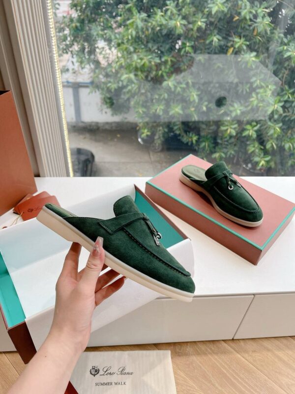 Лоферы-мюли замшевые Loro Piana