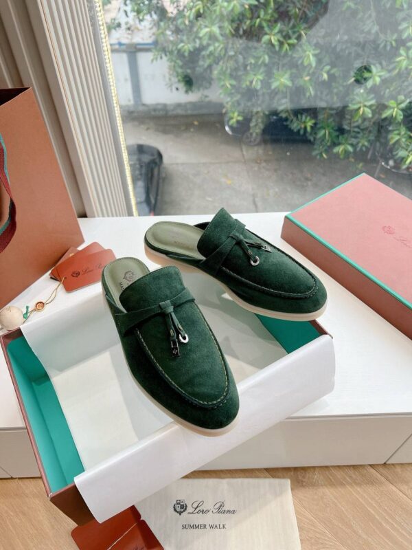 Лоферы-мюли замшевые Loro Piana