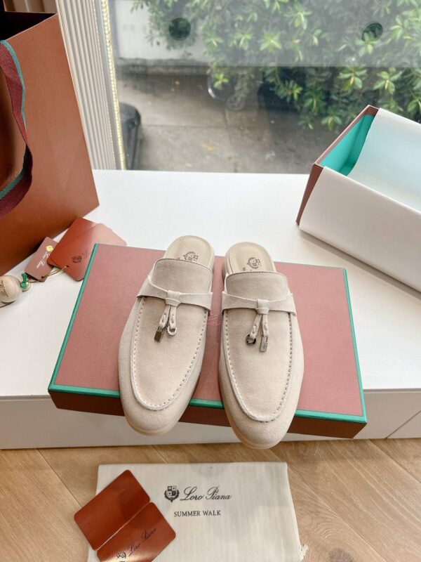 Лоферы-мюли замшевые Loro Piana