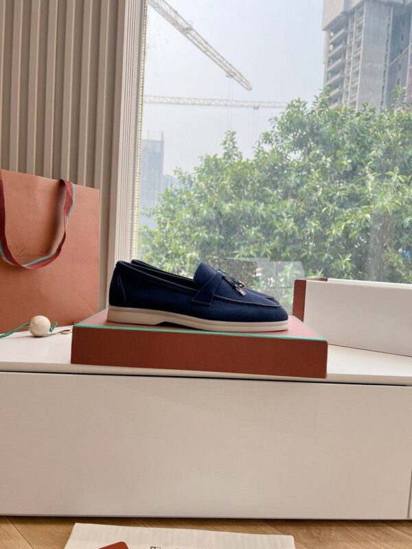 Лоферы замшевые Loro Piana