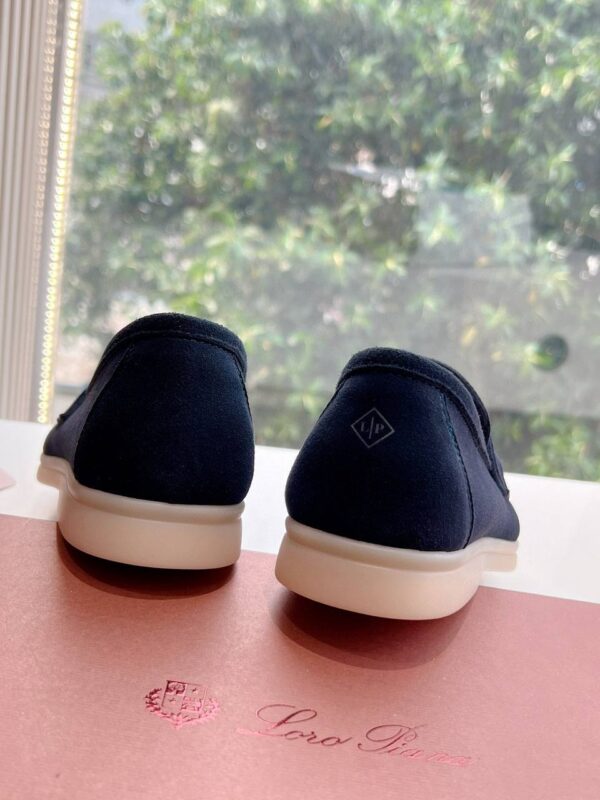 Лоферы замшевые Loro Piana