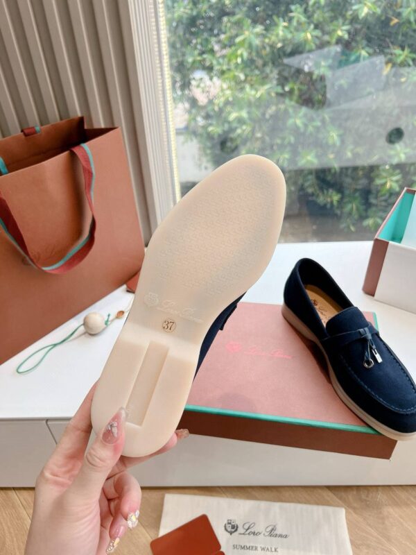 Лоферы замшевые Loro Piana