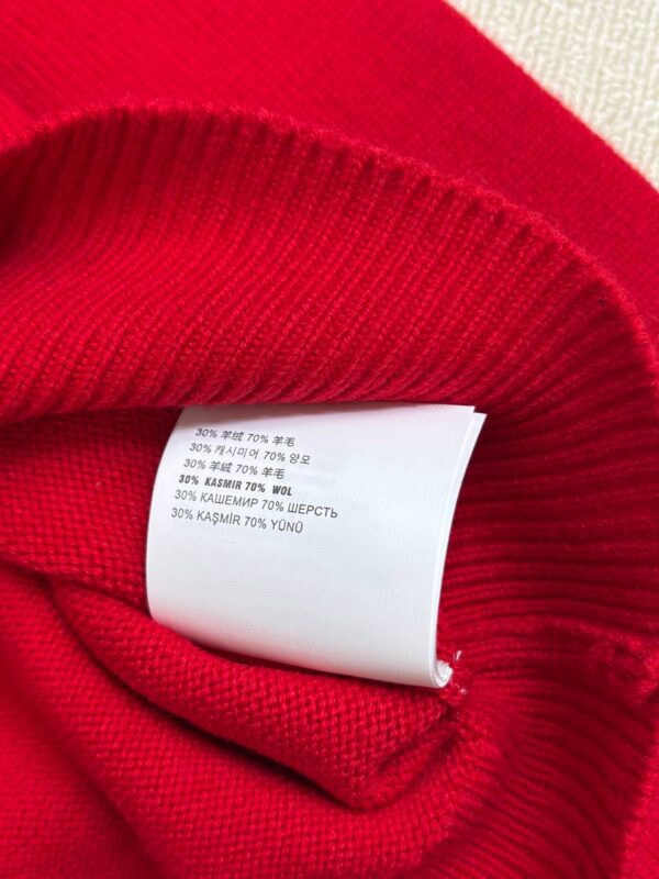 photo_2025-12-25_15-13-15 Джемпер кашемировый Prada