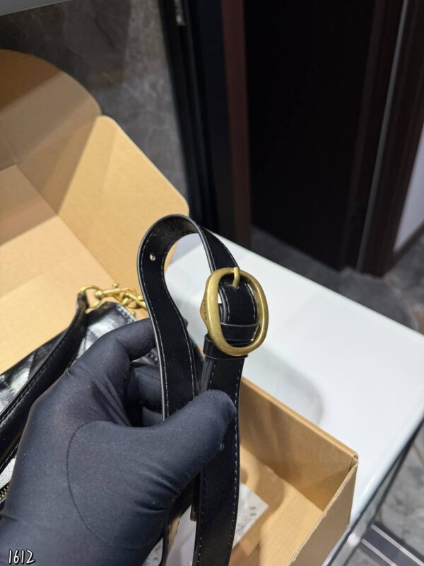 Сумка Chain Tabby Coach