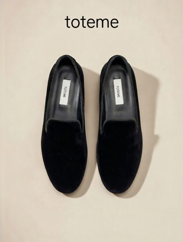 Туфли замшевые Toteme