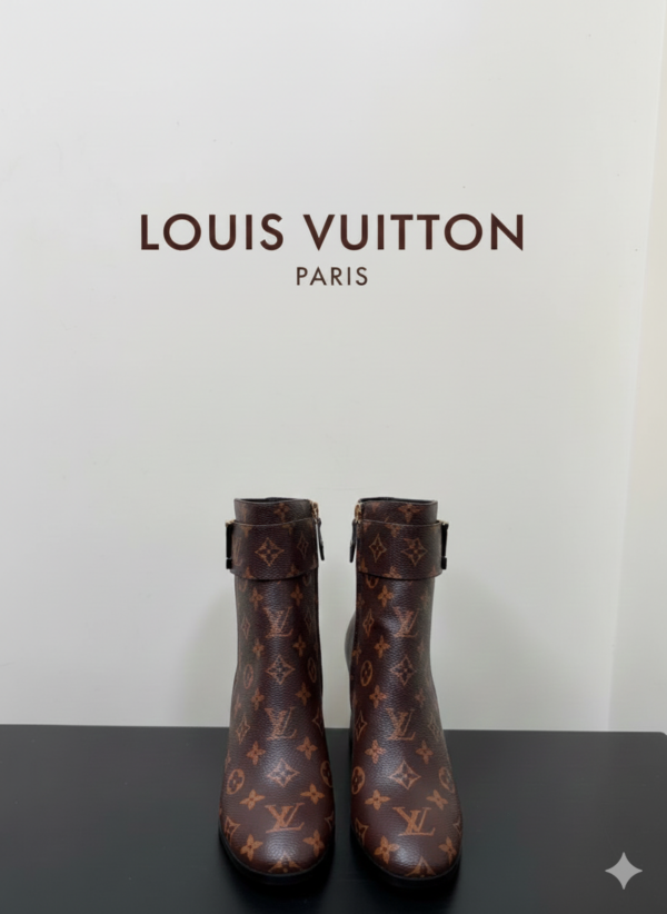 Gemini_Generated_Image_sziqessziqessziq Полусапожки Louis Vuitton