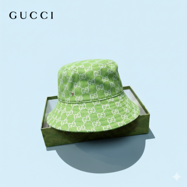 Панама Gucci