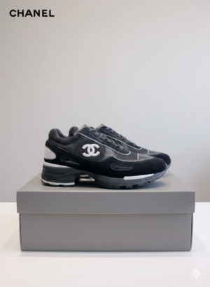 Кроссовки на каблуке Chanel