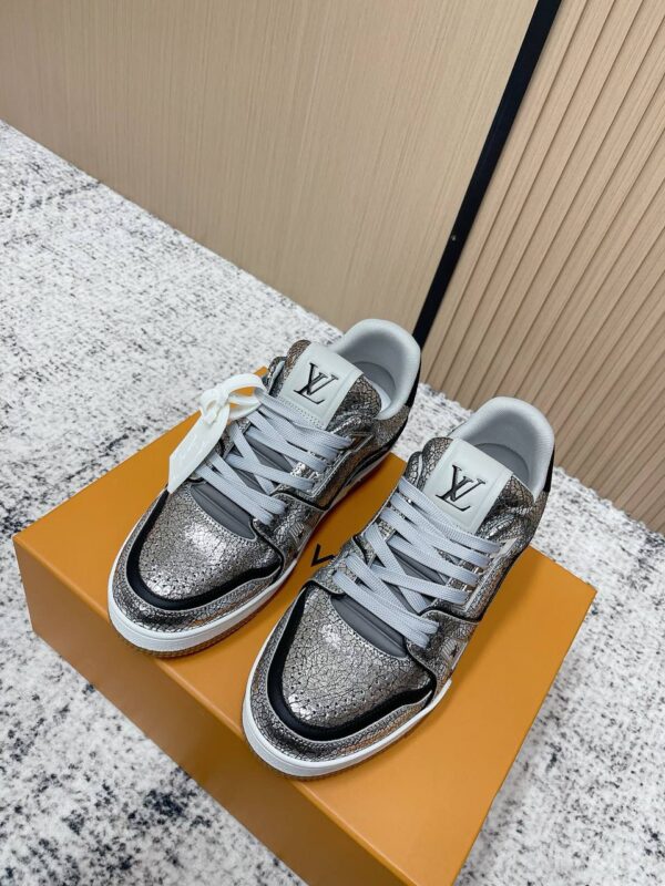 Кроссовки низкие Louis Vuitton