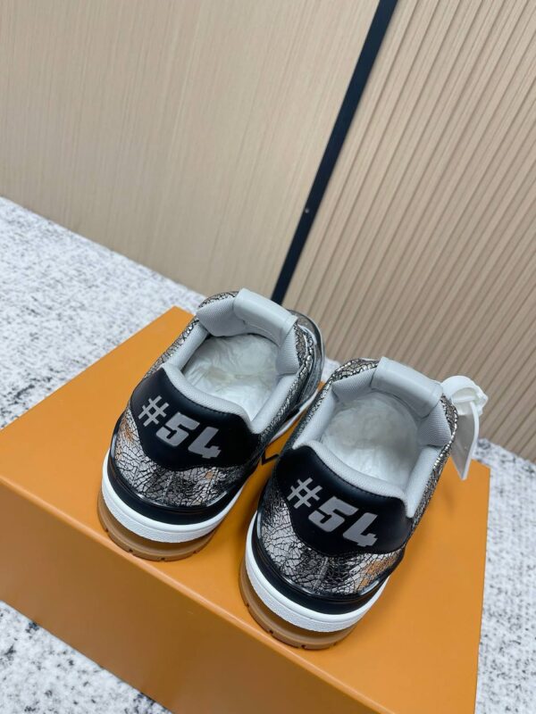 Кроссовки низкие Louis Vuitton