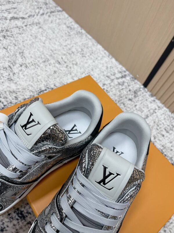 Кроссовки низкие Louis Vuitton