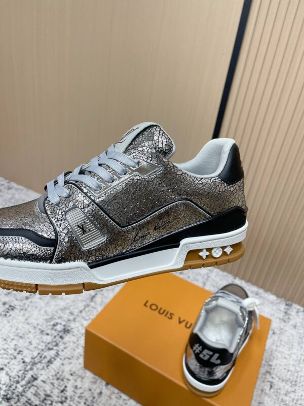 Кроссовки низкие Louis Vuitton