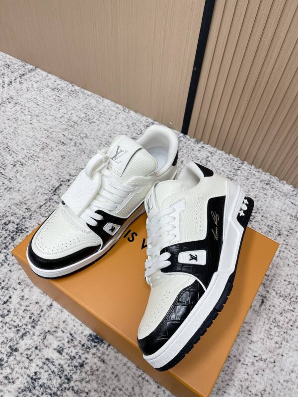 Кроссовки низкие Louis Vuitton