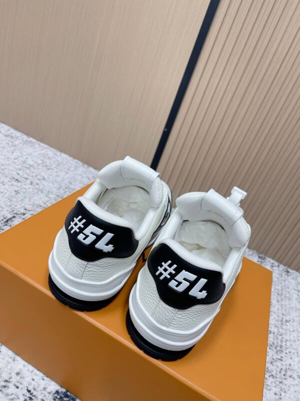 Кроссовки низкие Louis Vuitton