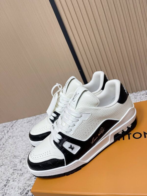 Кроссовки низкие Louis Vuitton