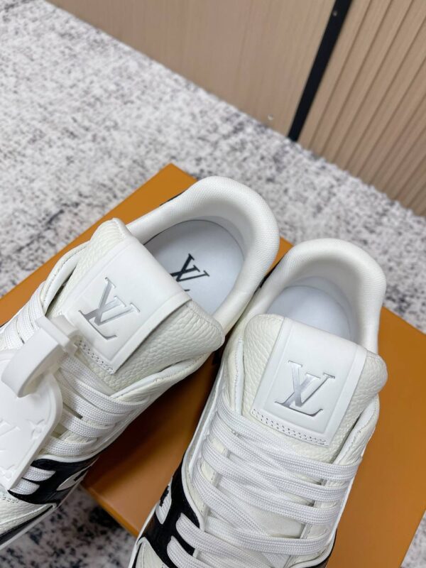 Кроссовки низкие Louis Vuitton