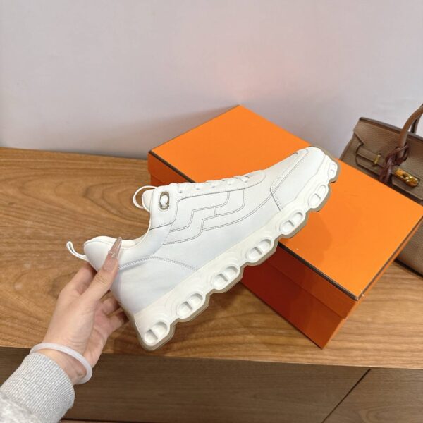 photo_2026-01-05_16-11-10 Кроссовки Hermes