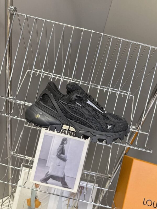 photo_2026-01-06_09-30-15 Кроссовки Louis Vuitton