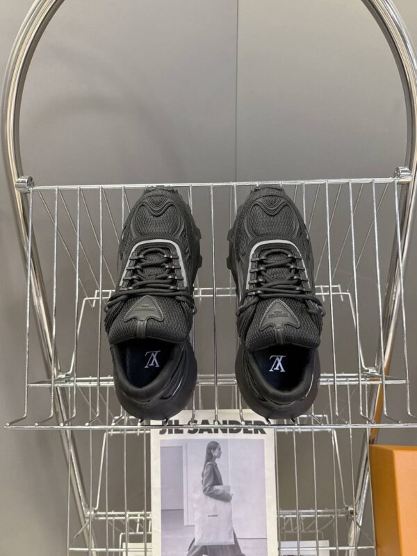 photo_2026-01-06_09-30-18 Кроссовки Louis Vuitton