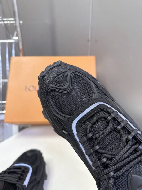 photo_2026-01-06_09-30-20 Кроссовки Louis Vuitton