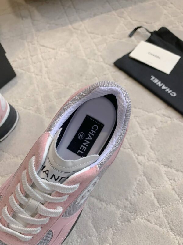 Кроссовки на каблуке Chanel