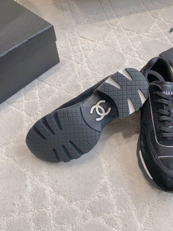 Кроссовки на каблуке Chanel