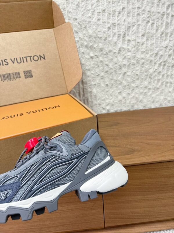 photo_2026-01-06_11-43-23 Кроссовки Louis Vuitton