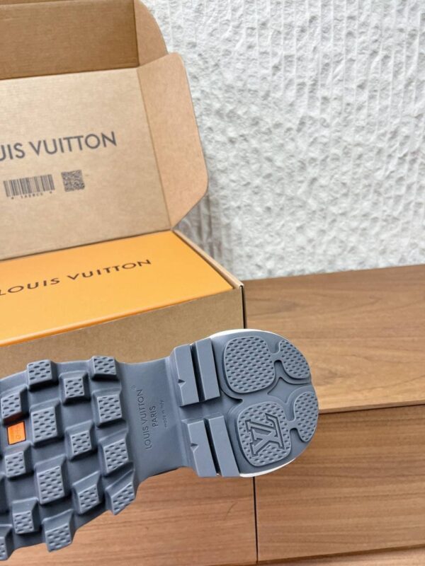 photo_2026-01-06_11-43-29 Кроссовки Louis Vuitton