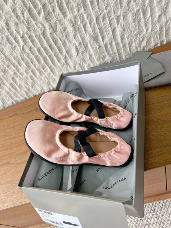 Балетки Balenciaga