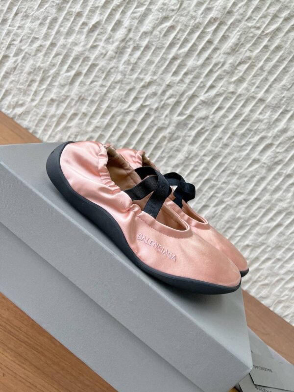 Балетки Balenciaga