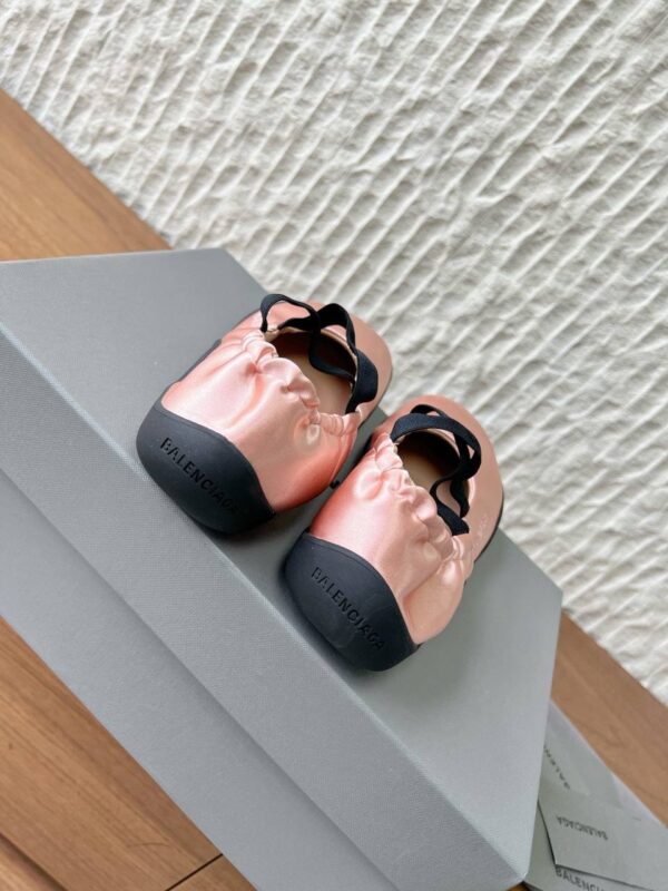 Балетки Balenciaga