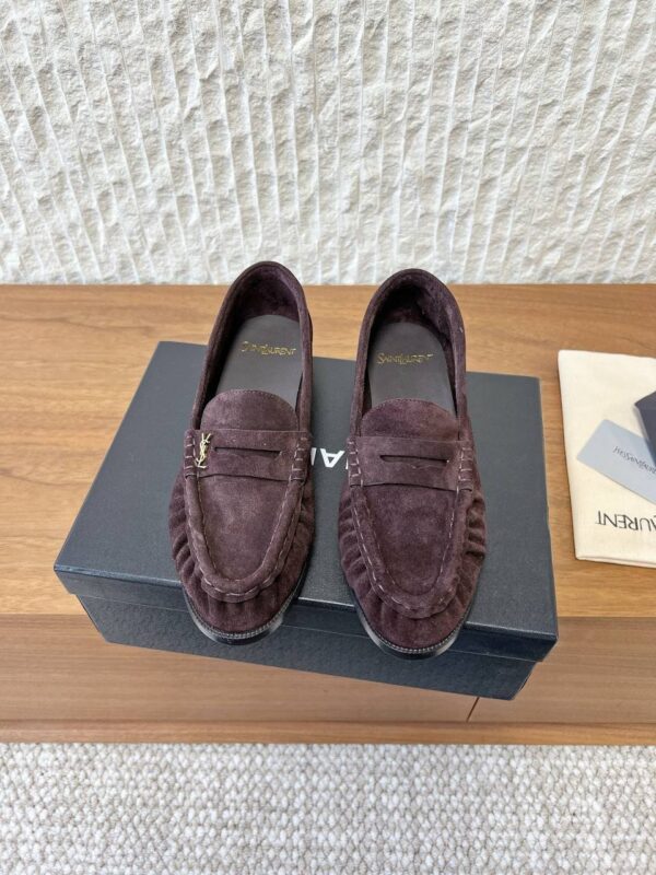 Лоферы замшевые YSL