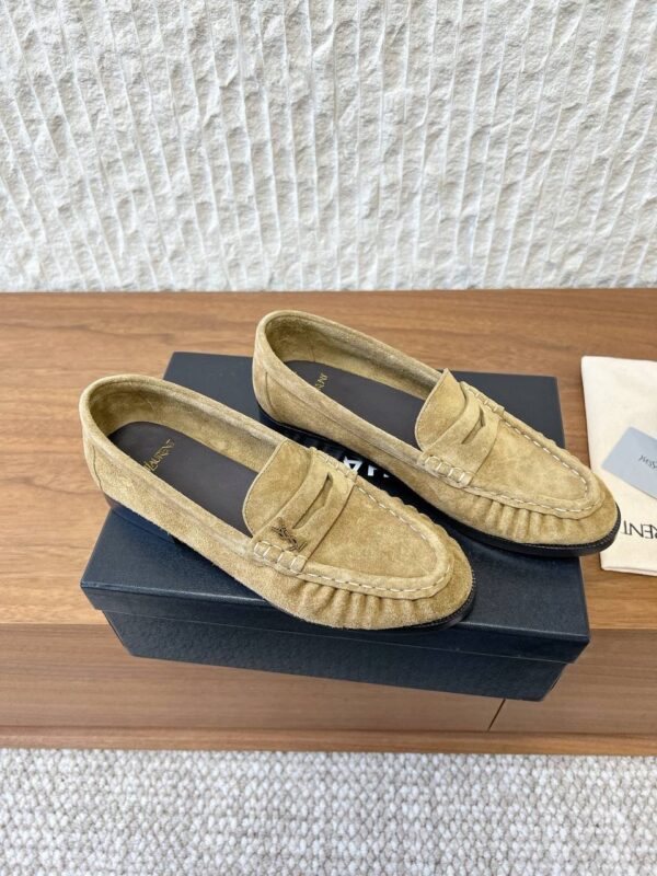 Лоферы замшевые YSL