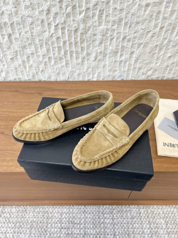 Лоферы замшевые YSL