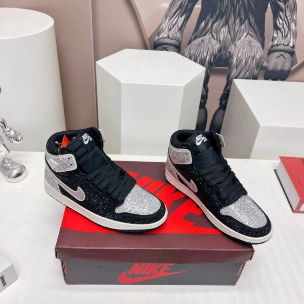 Кроссовки высокие Nike Air