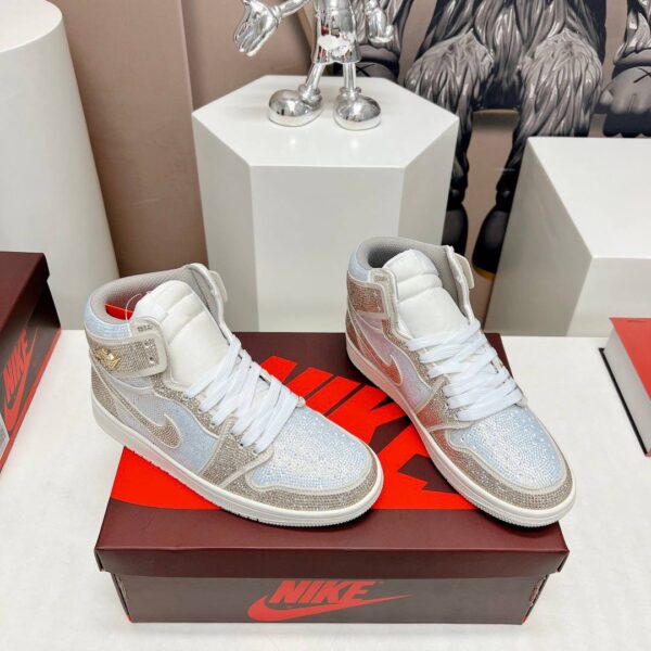 Кроссовки высокие Nike Air