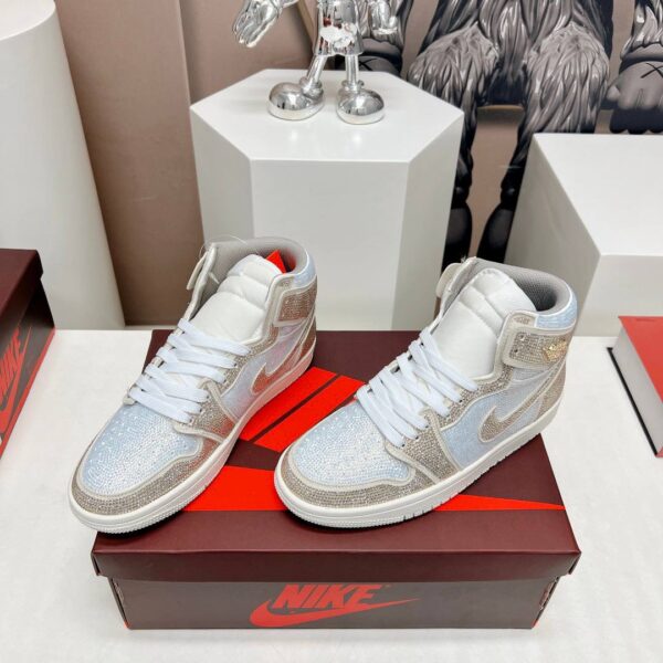 Кроссовки высокие Nike Air